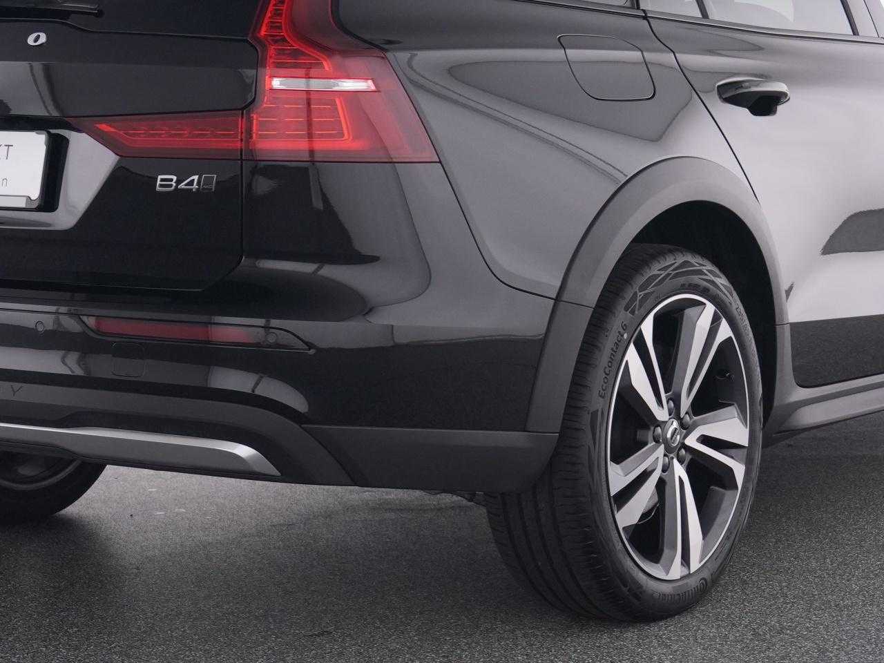 Volvo  CC