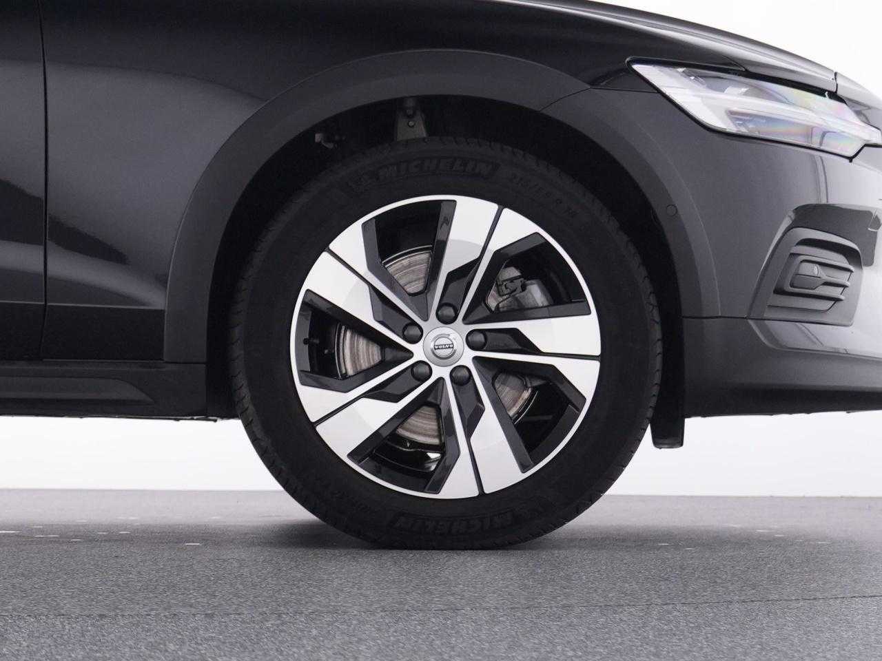 Volvo  CC