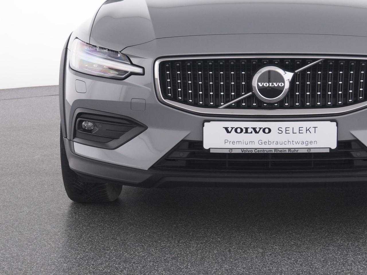 Volvo  CC