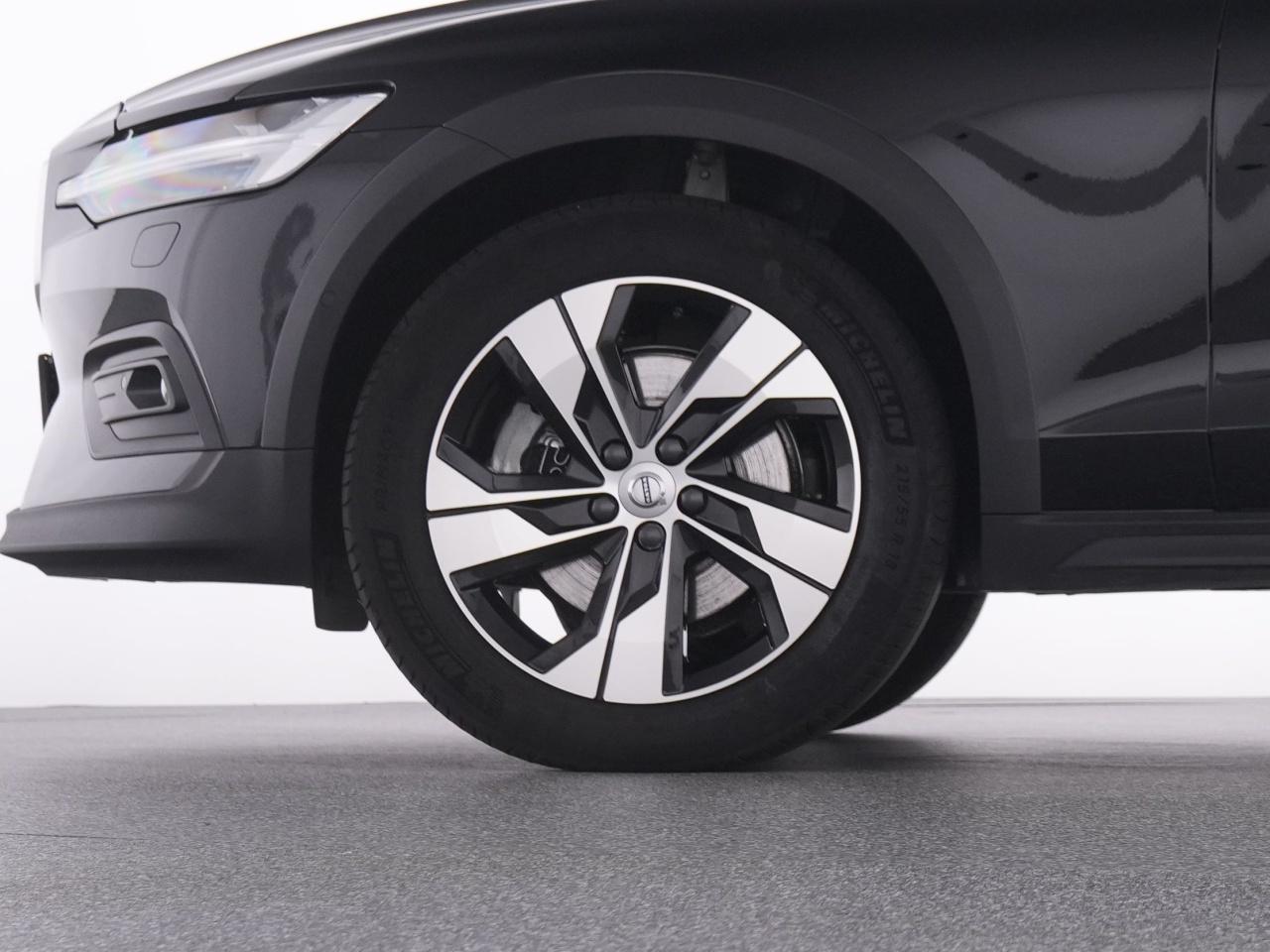 Volvo  CC