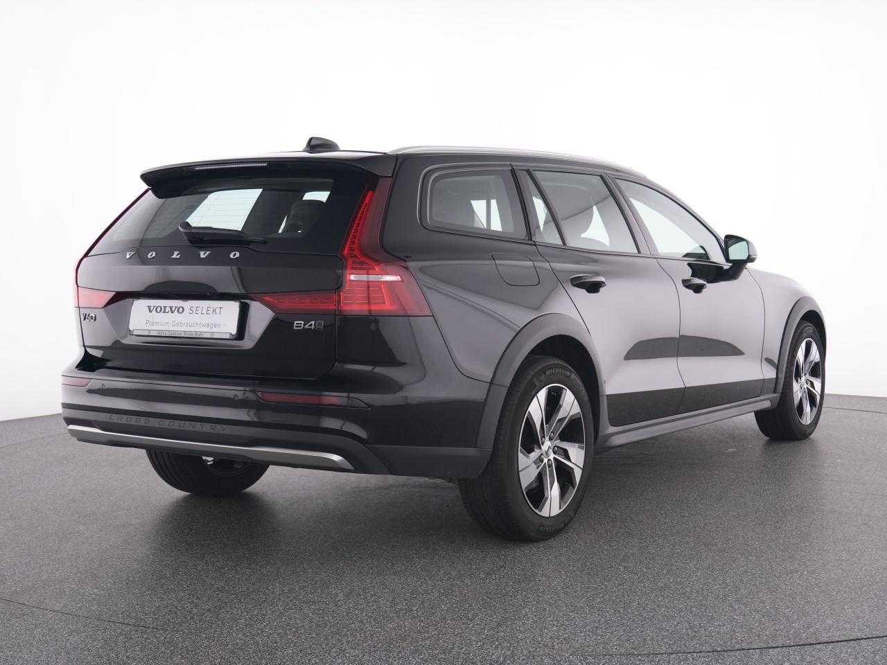 Volvo  CC
