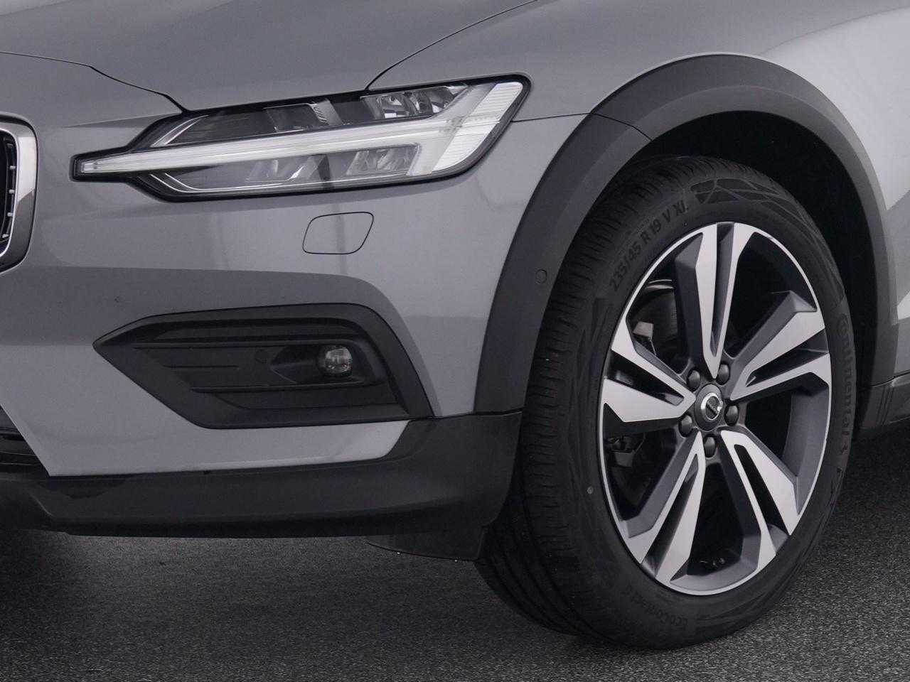 Volvo  CC