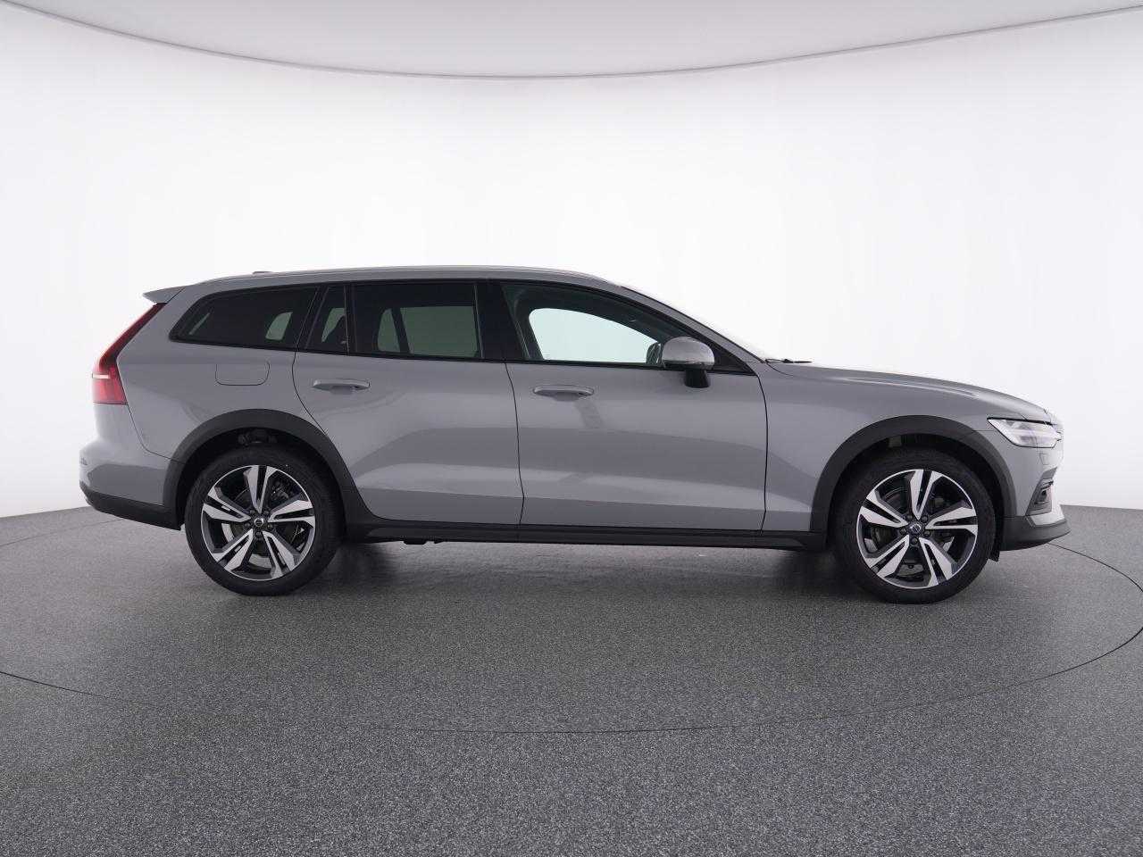Volvo  CC