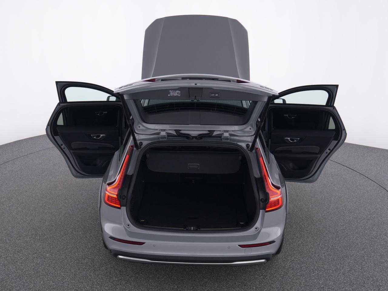 Volvo  CC