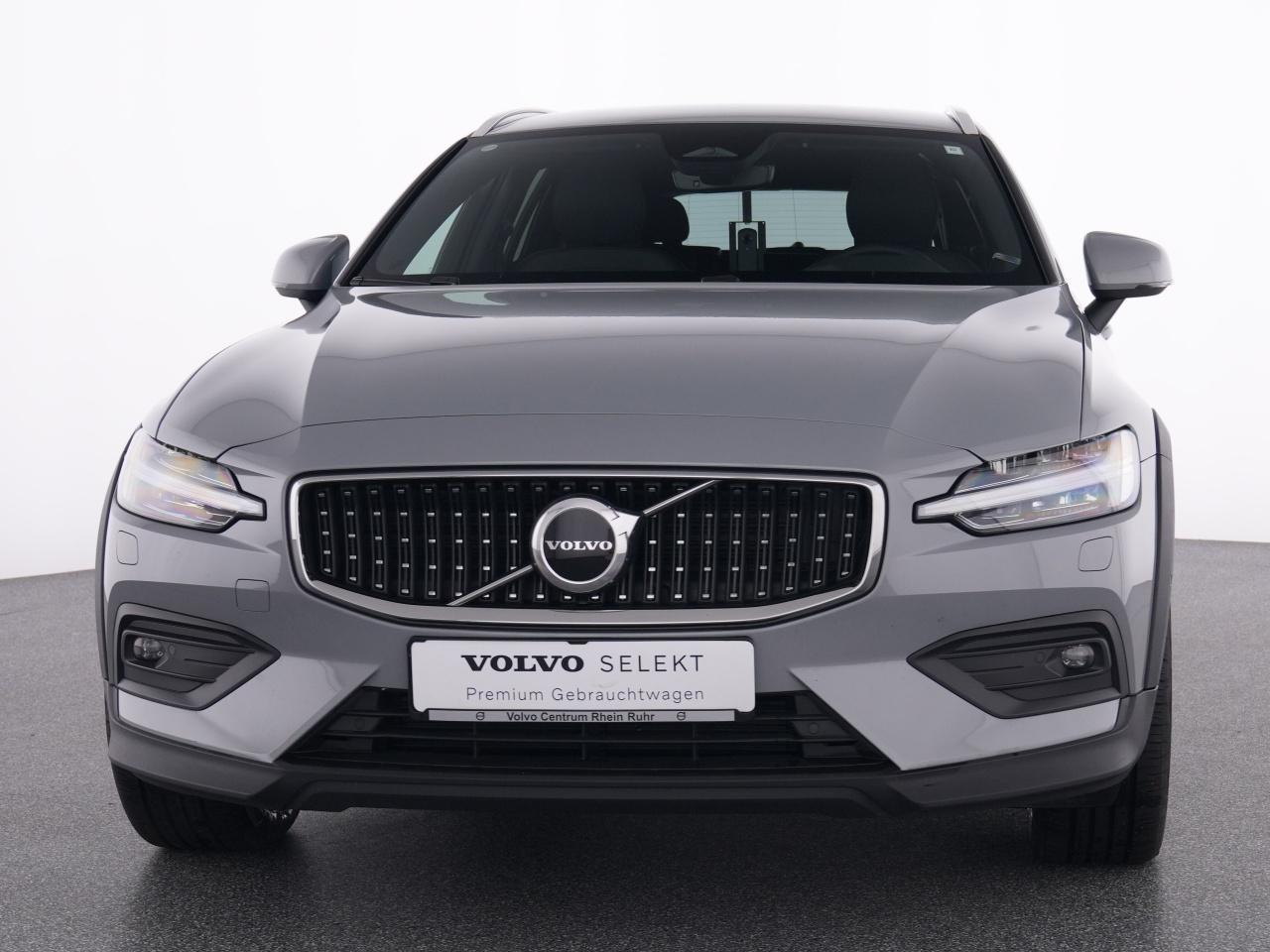 Volvo  CC