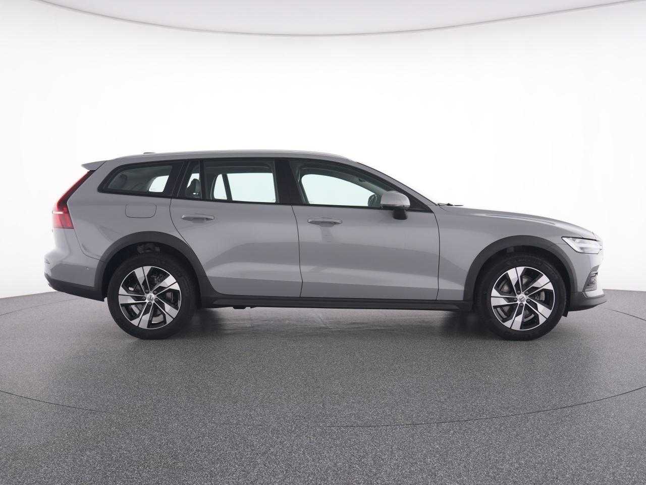 Volvo  CC
