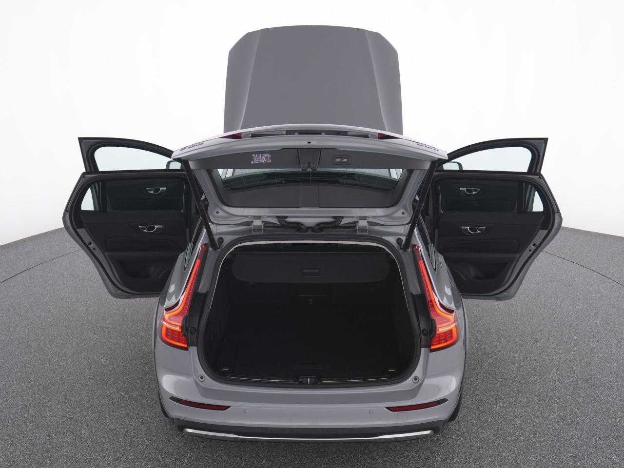Volvo  CC