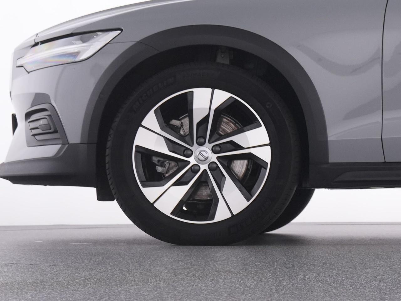 Volvo  CC