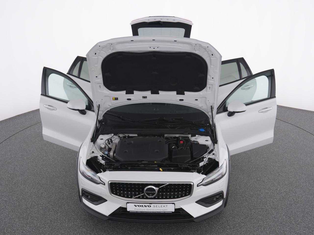 Volvo  CC