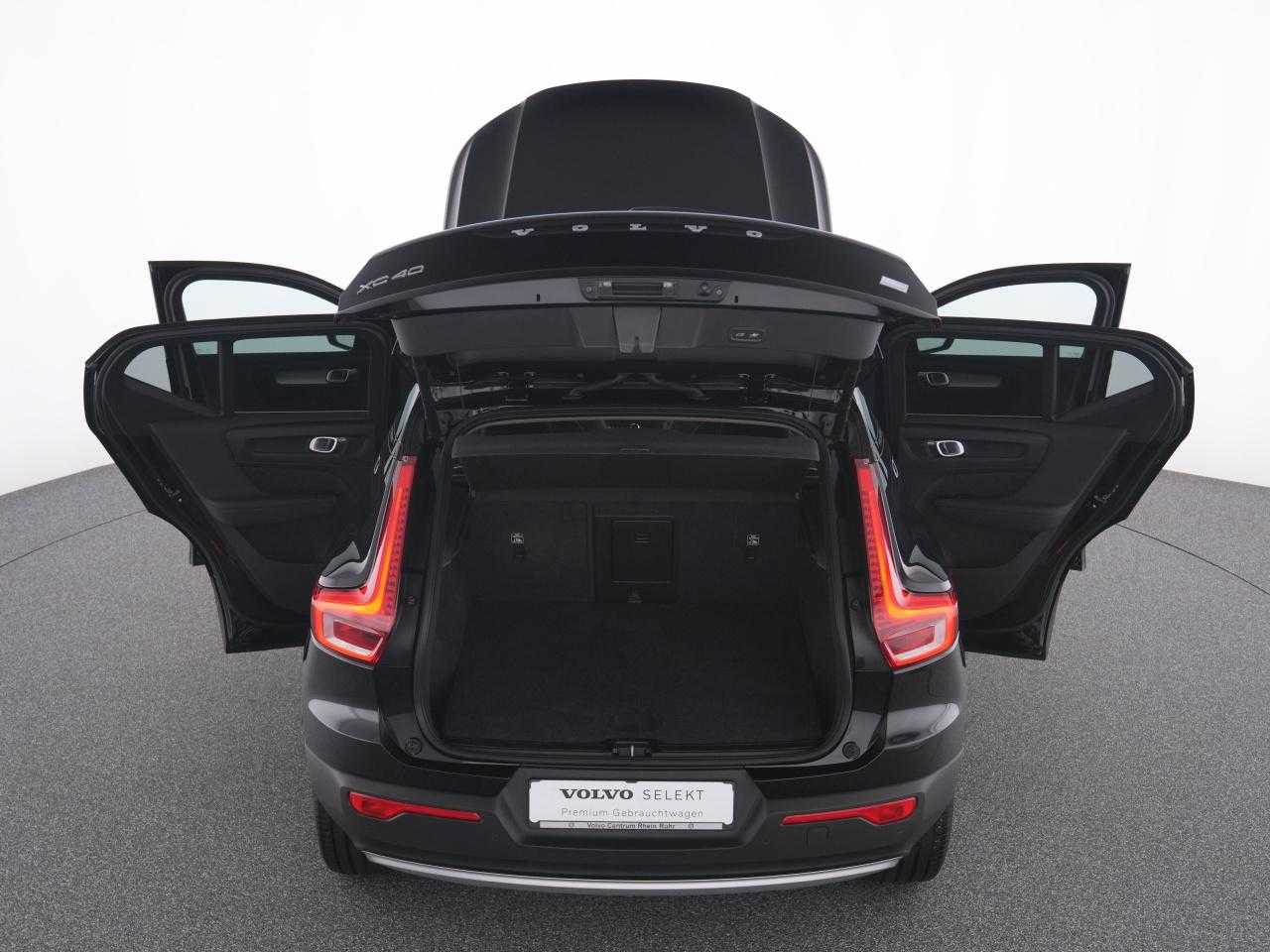 Volvo  XC 40