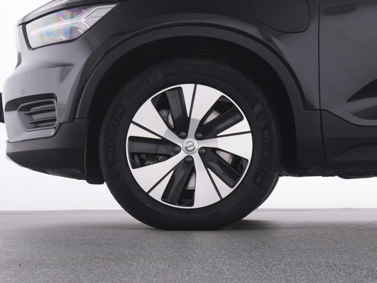 Volvo  XC 40