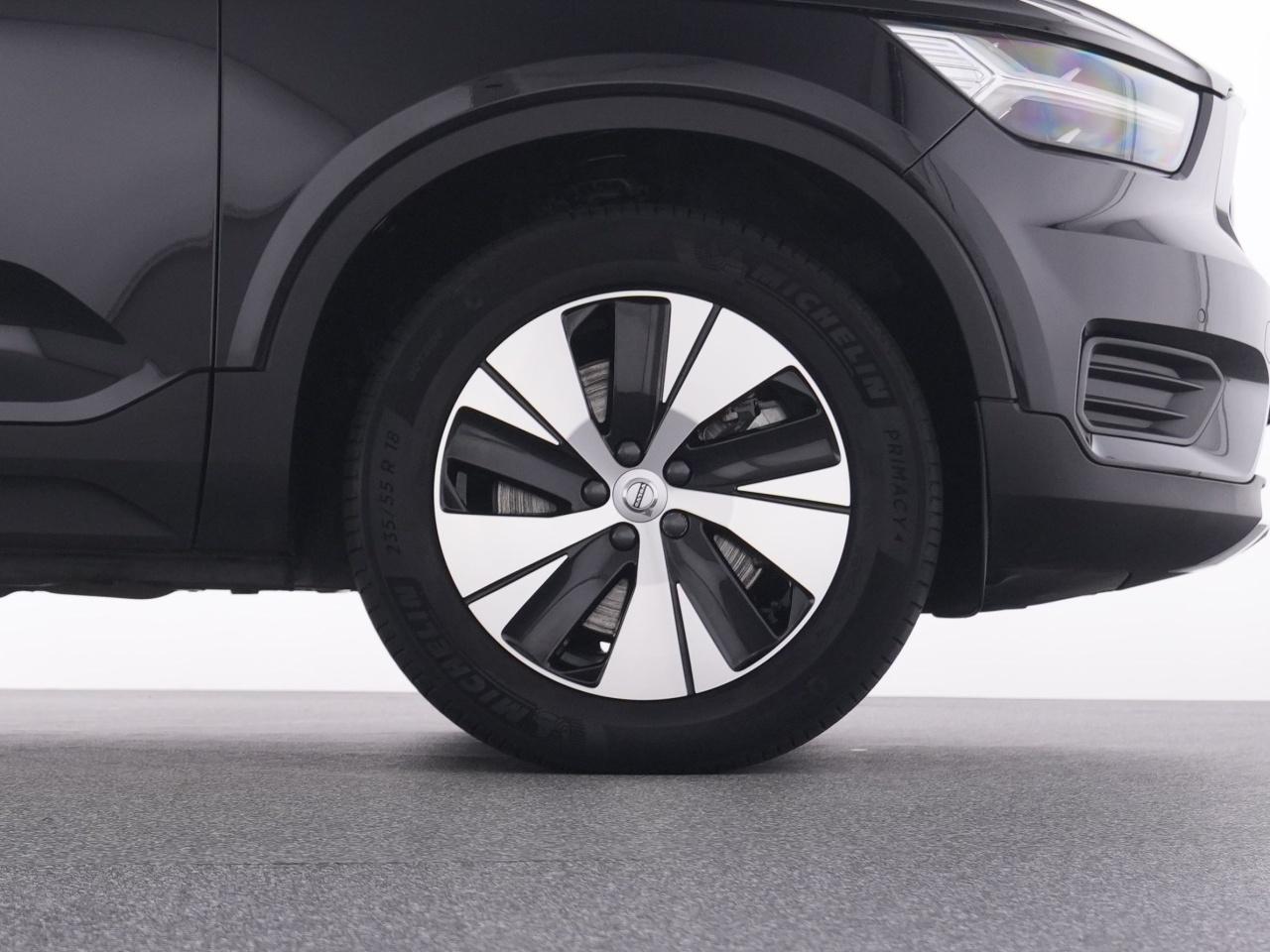 Volvo  XC 40