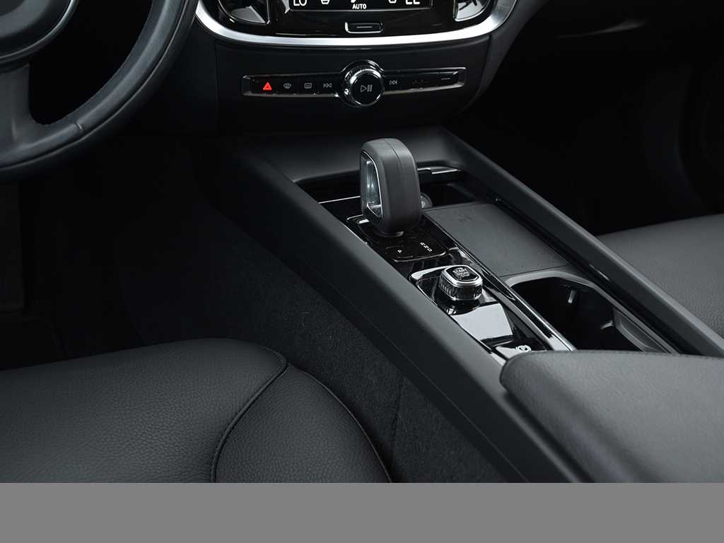 Volvo  CC