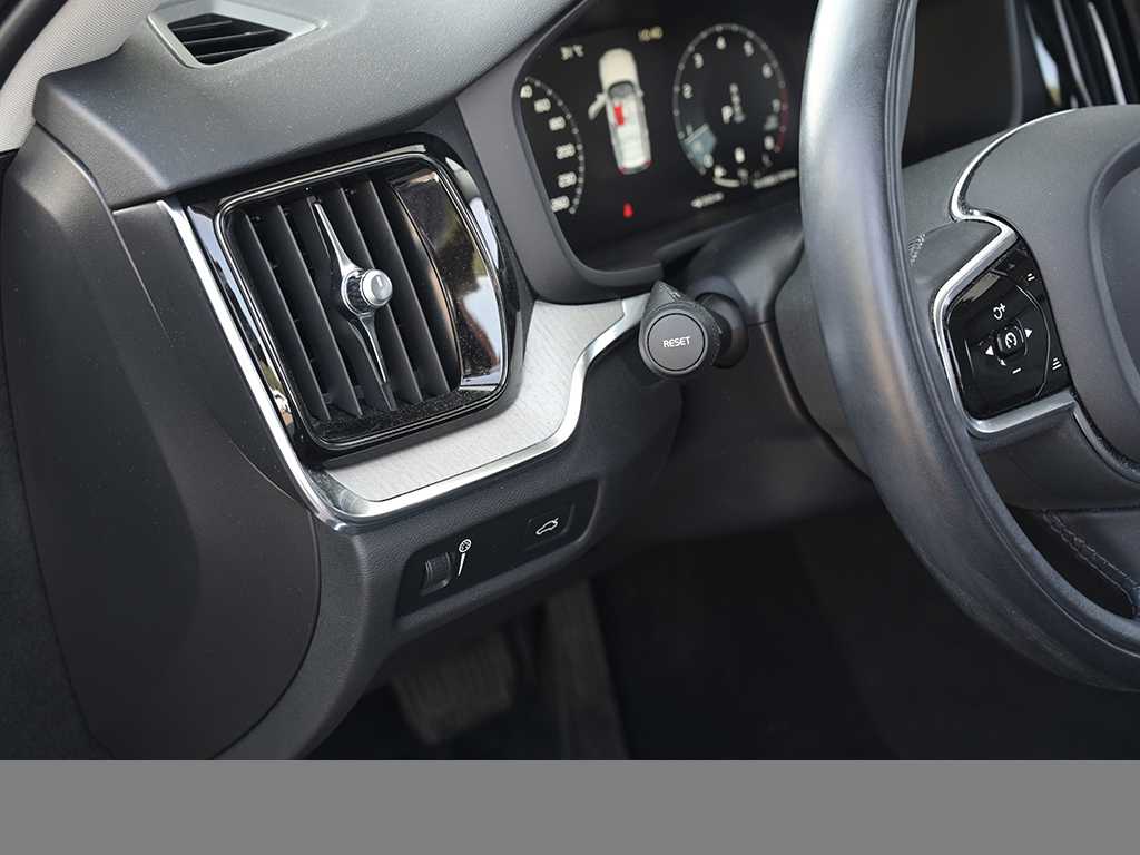 Volvo  CC