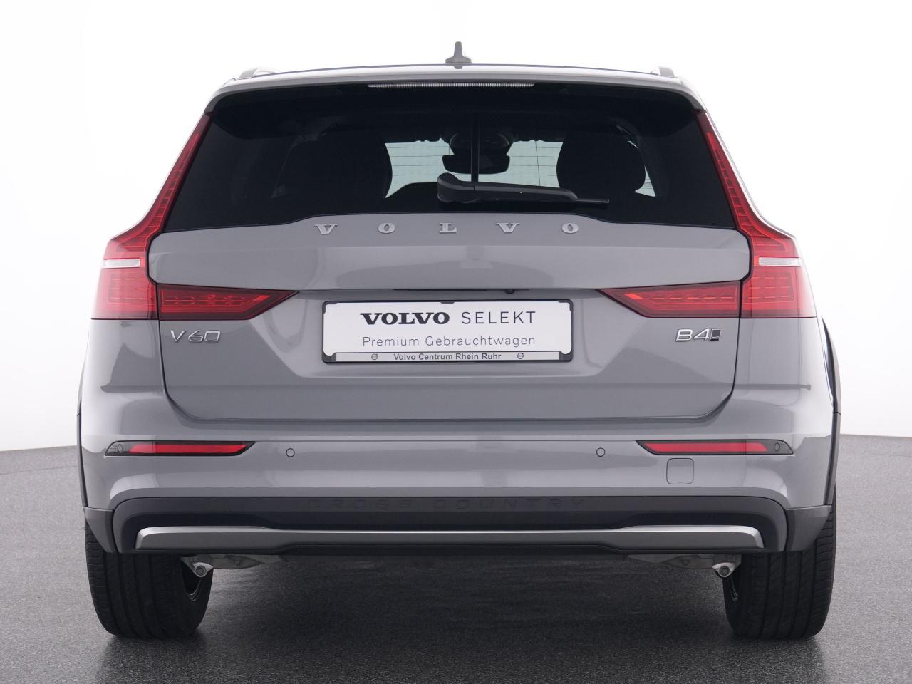 Volvo  CC