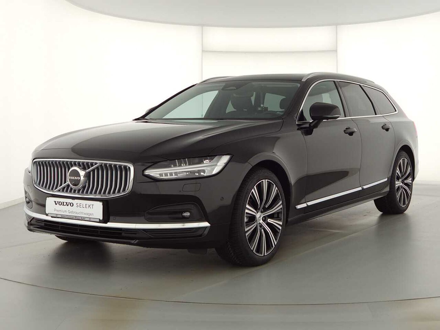 Volvo  V90 Ultimate, B4 Mild-Hybrid, Diesel, Bright