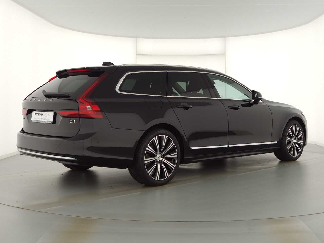 Volvo  V90 Ultimate, B4 Mild-Hybrid, Diesel, Bright