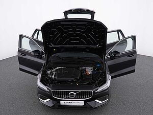 Volvo  V60 Recharge Core, T6 AWD Plug-in Hybrid, Elektrisch/Benzin, Bright