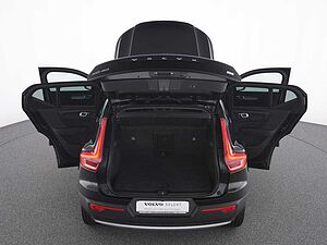 Volvo  XC 40