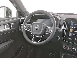 Volvo  XC 40