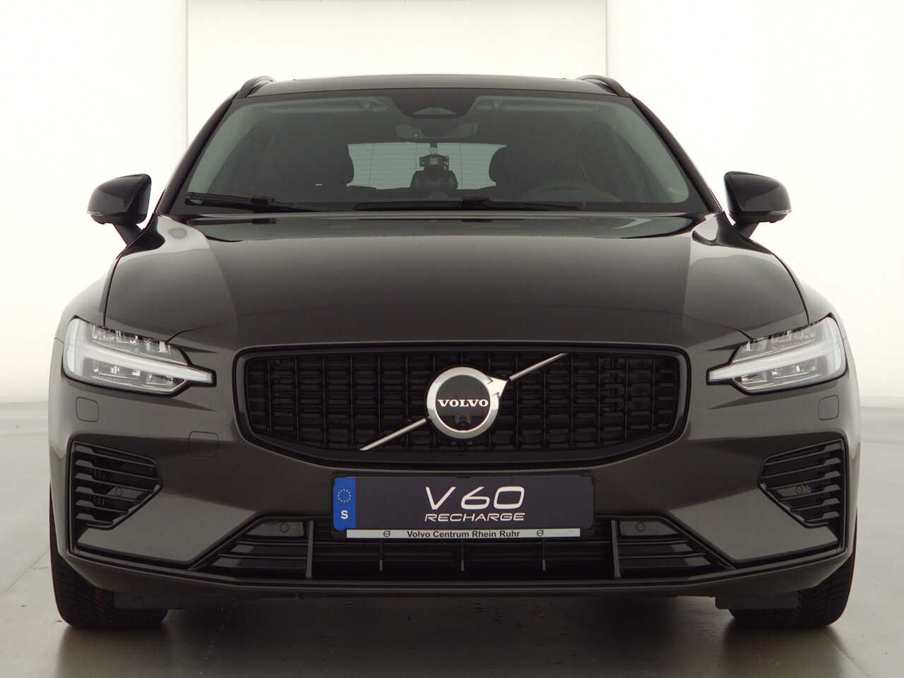 Volvo  V60 Recharge Ultimate, T8 AWD Plug-in Hybrid, Elektrisch/Benzin, Dark