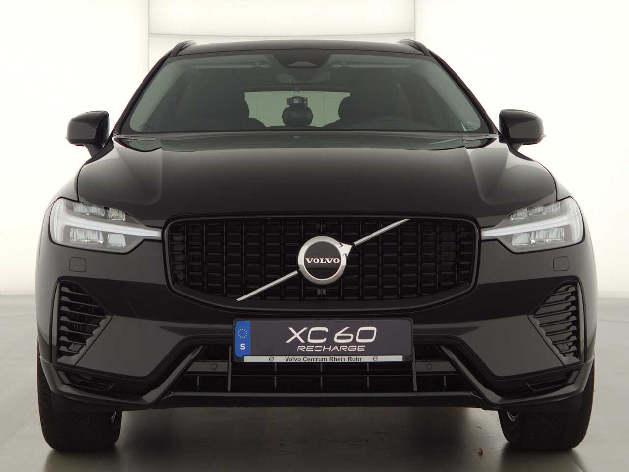 Volvo  XC60 Recharge Plus, T6 AWD Plug-in Hybrid, Elektrisch/Benzin, Dark