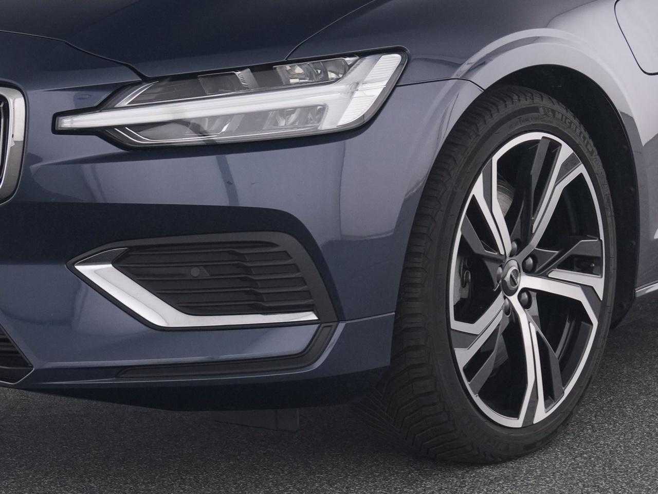 Volvo  V60