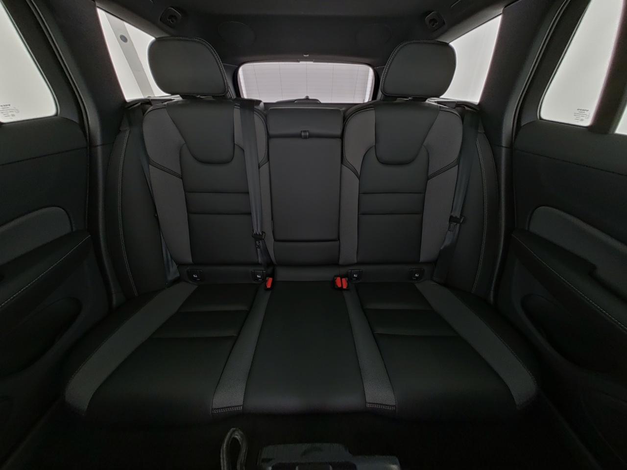 Volvo  V60