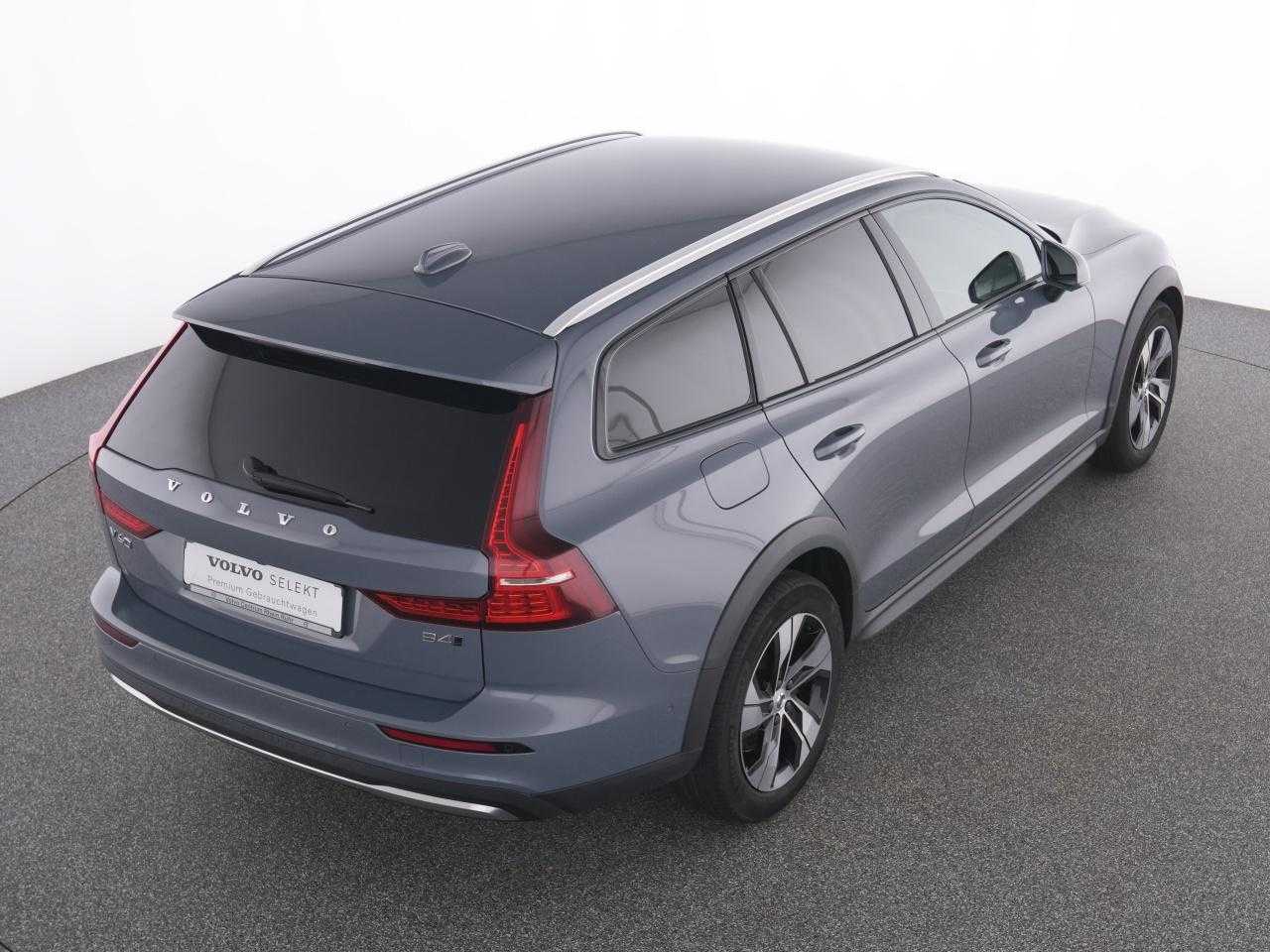 Volvo  V60 CC