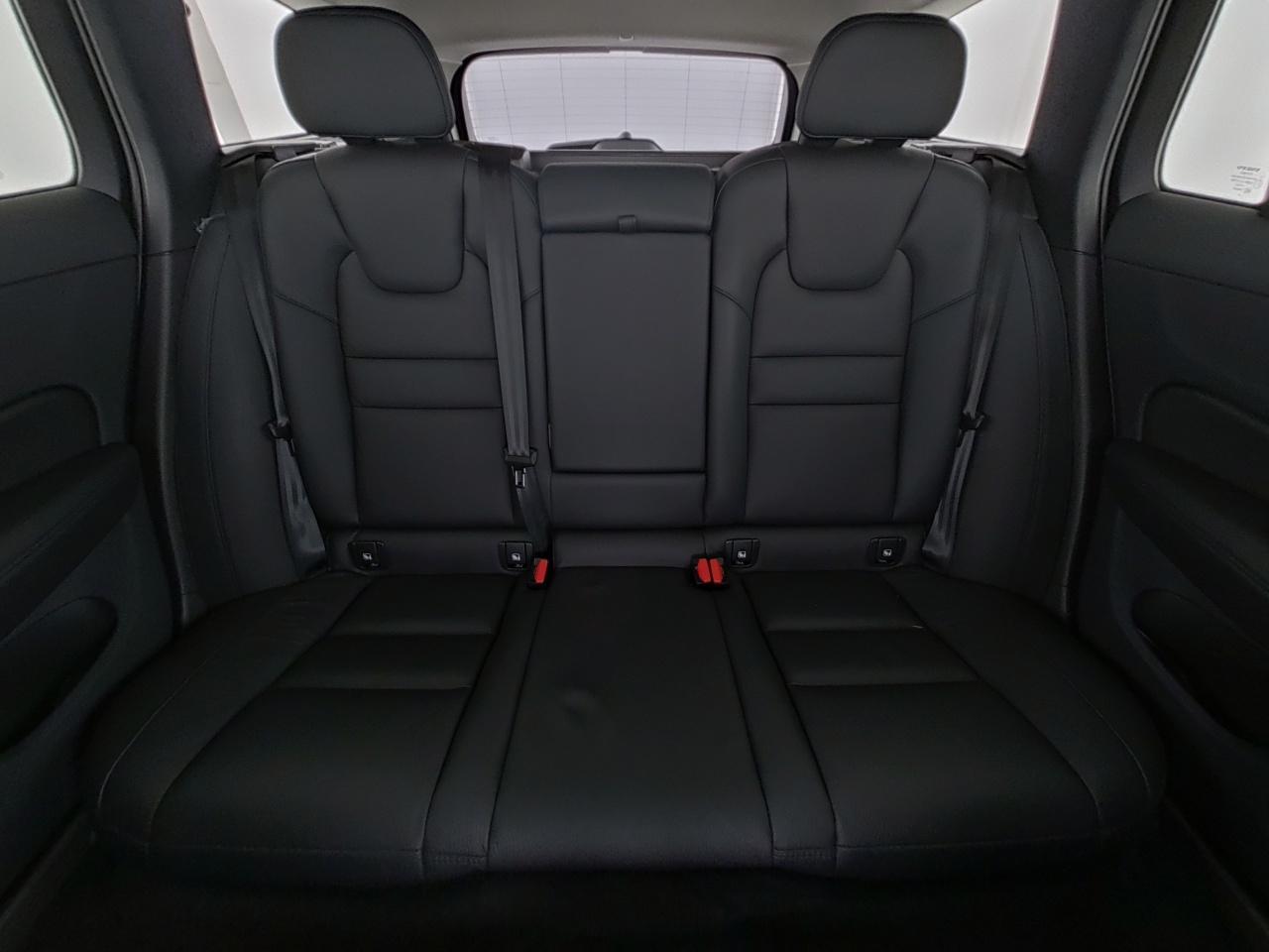 Volvo  V60 CC