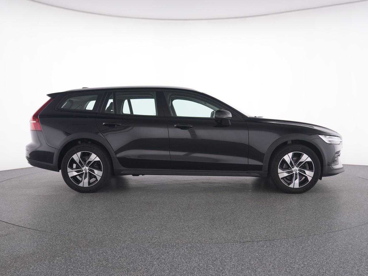 Volvo  CC