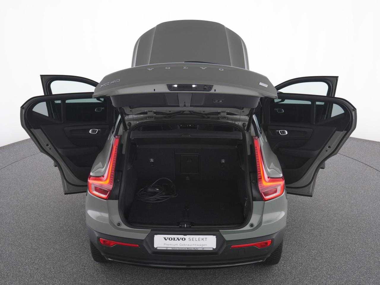 Volvo  XC 40