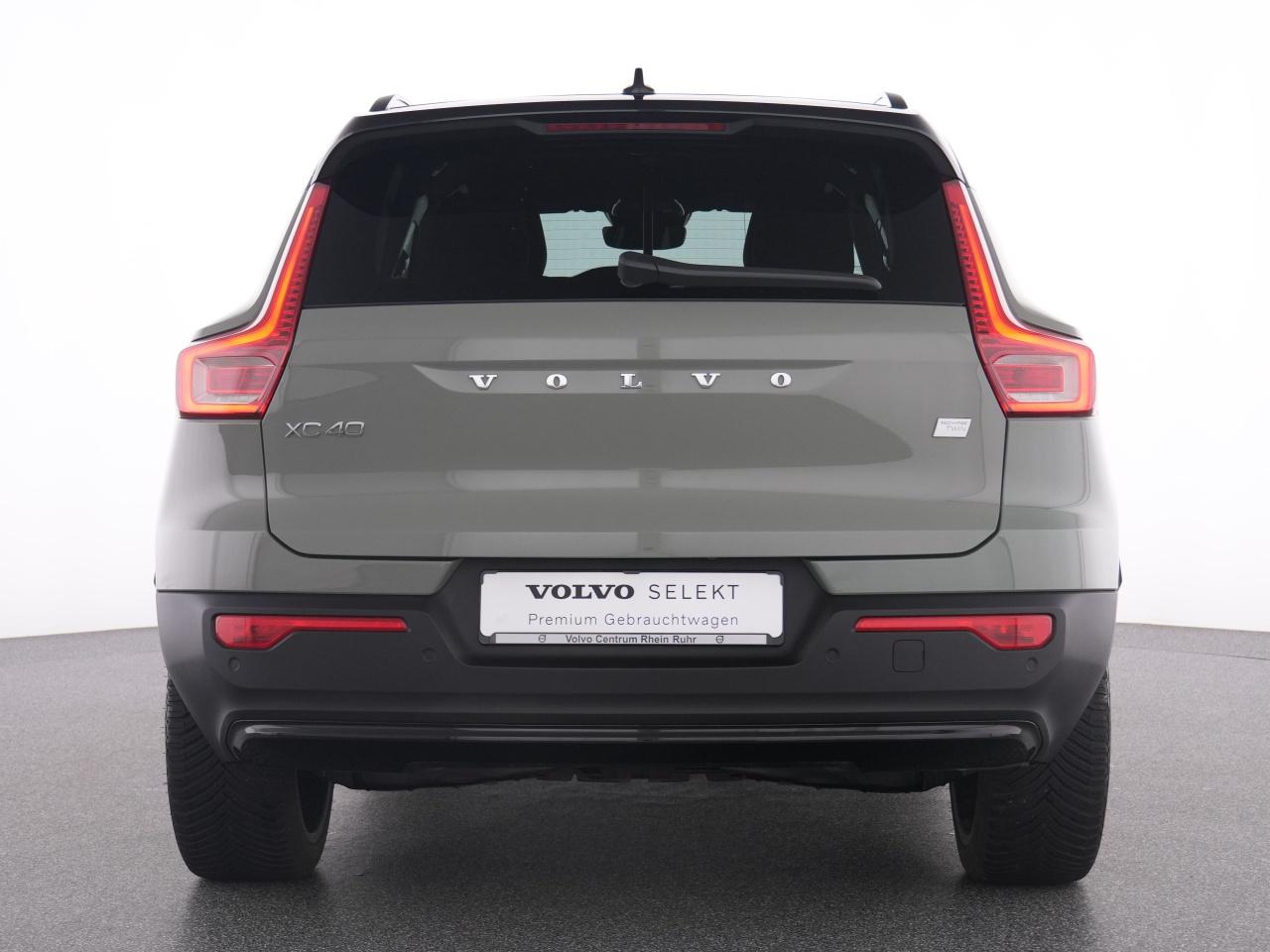 Volvo  XC 40