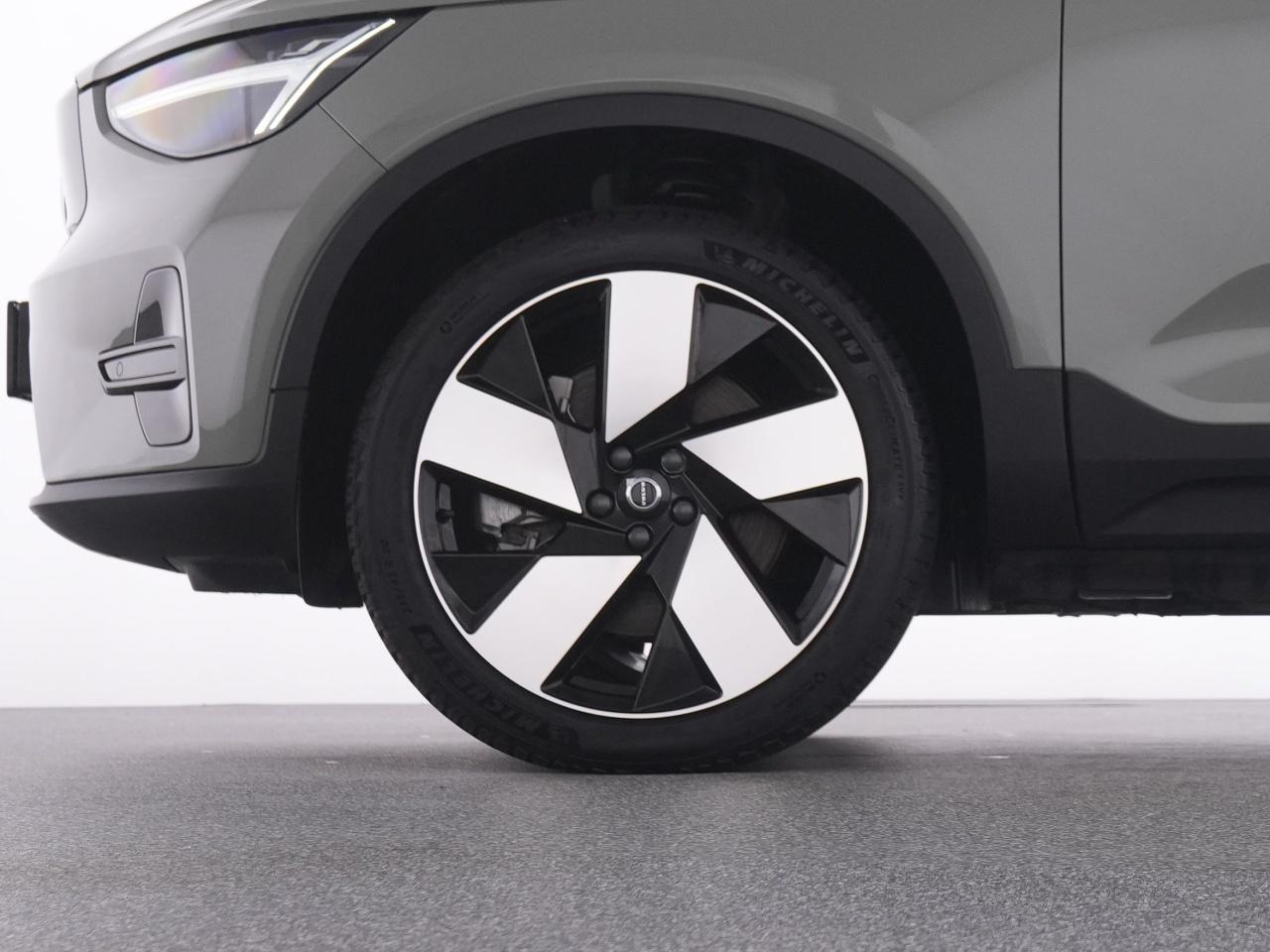 Volvo  XC 40