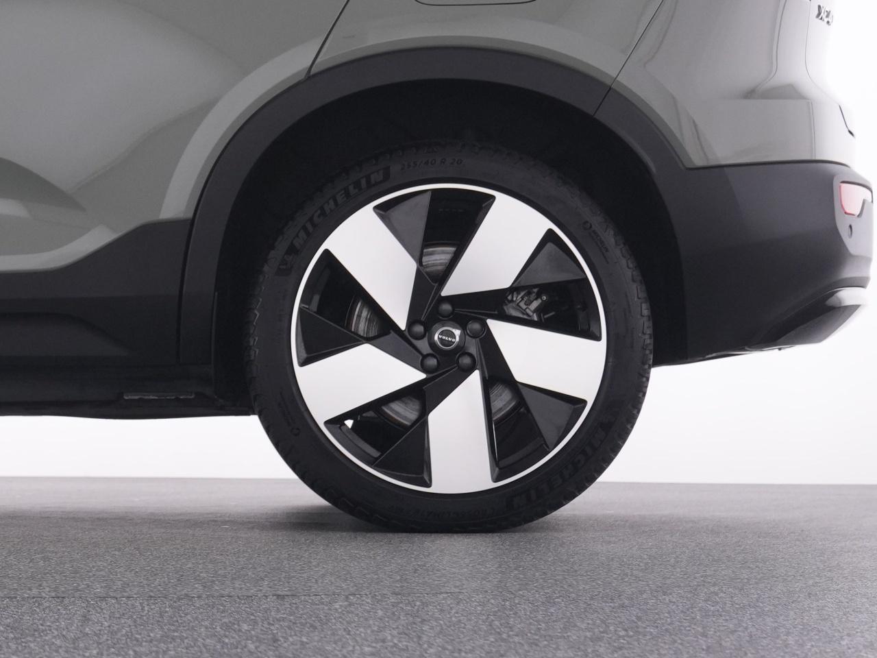 Volvo  XC 40