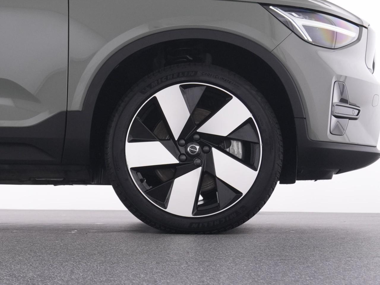 Volvo  XC 40