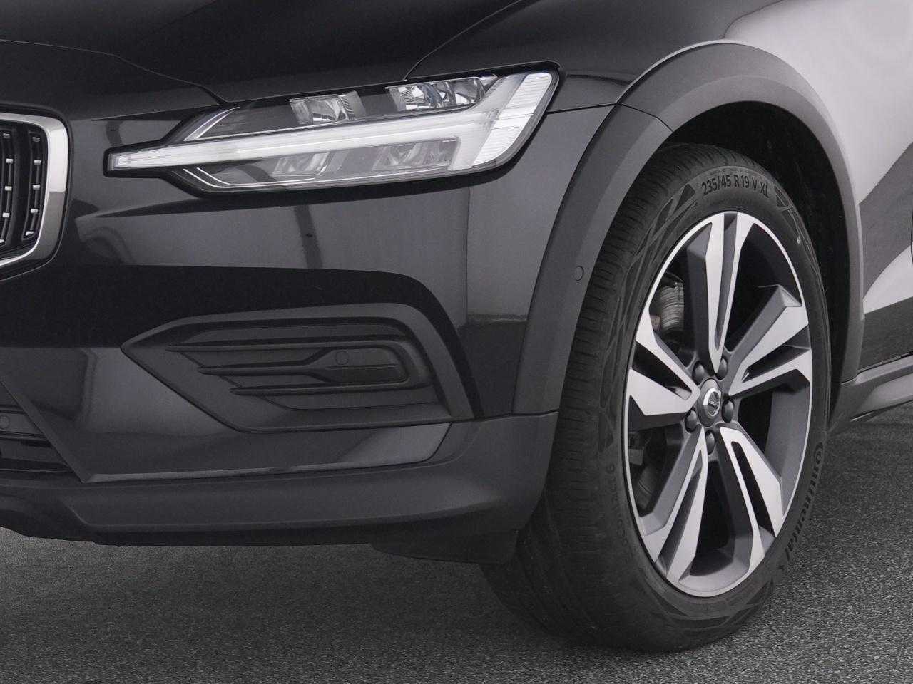 Volvo  CC