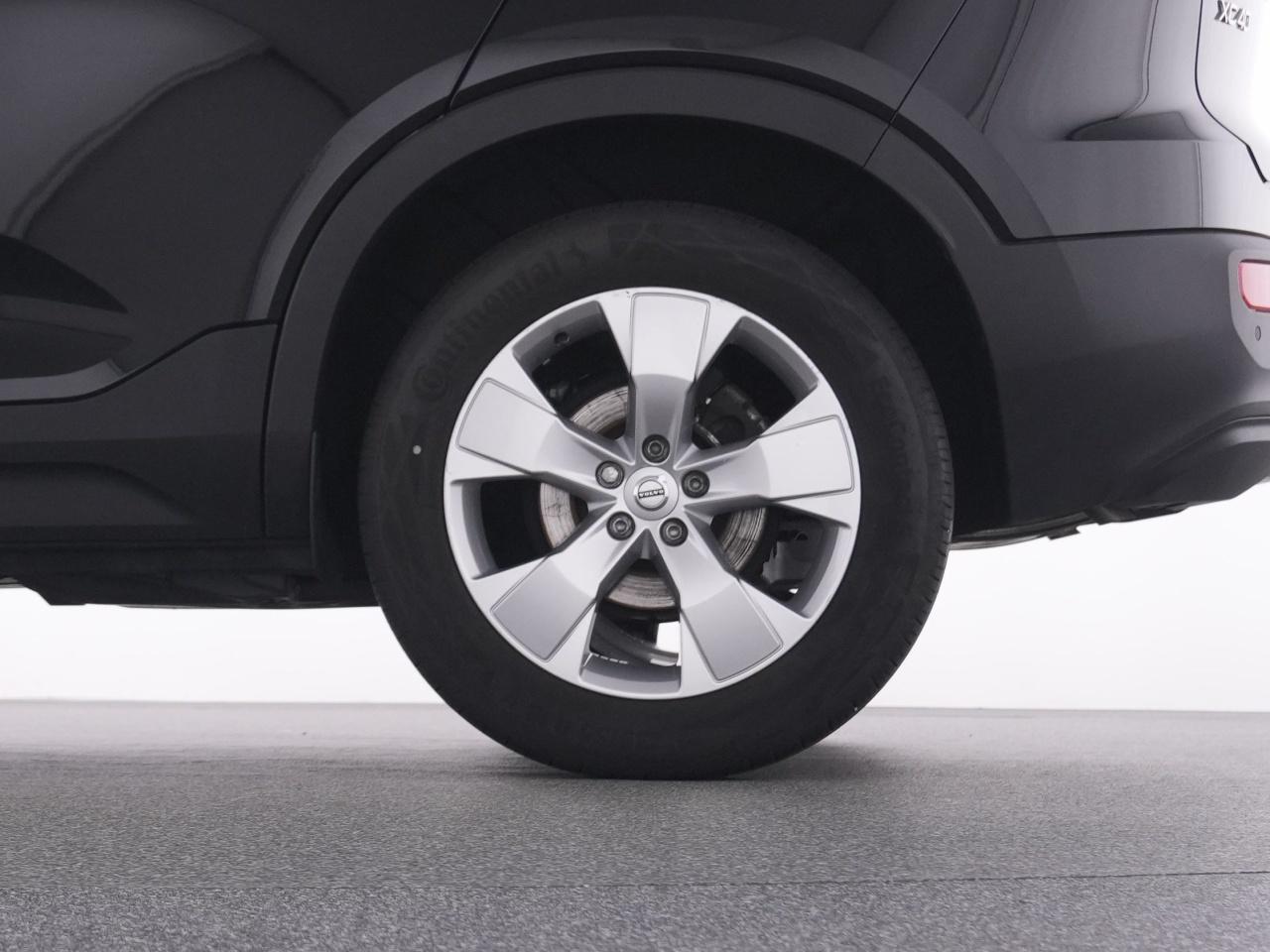 Volvo  XC 40