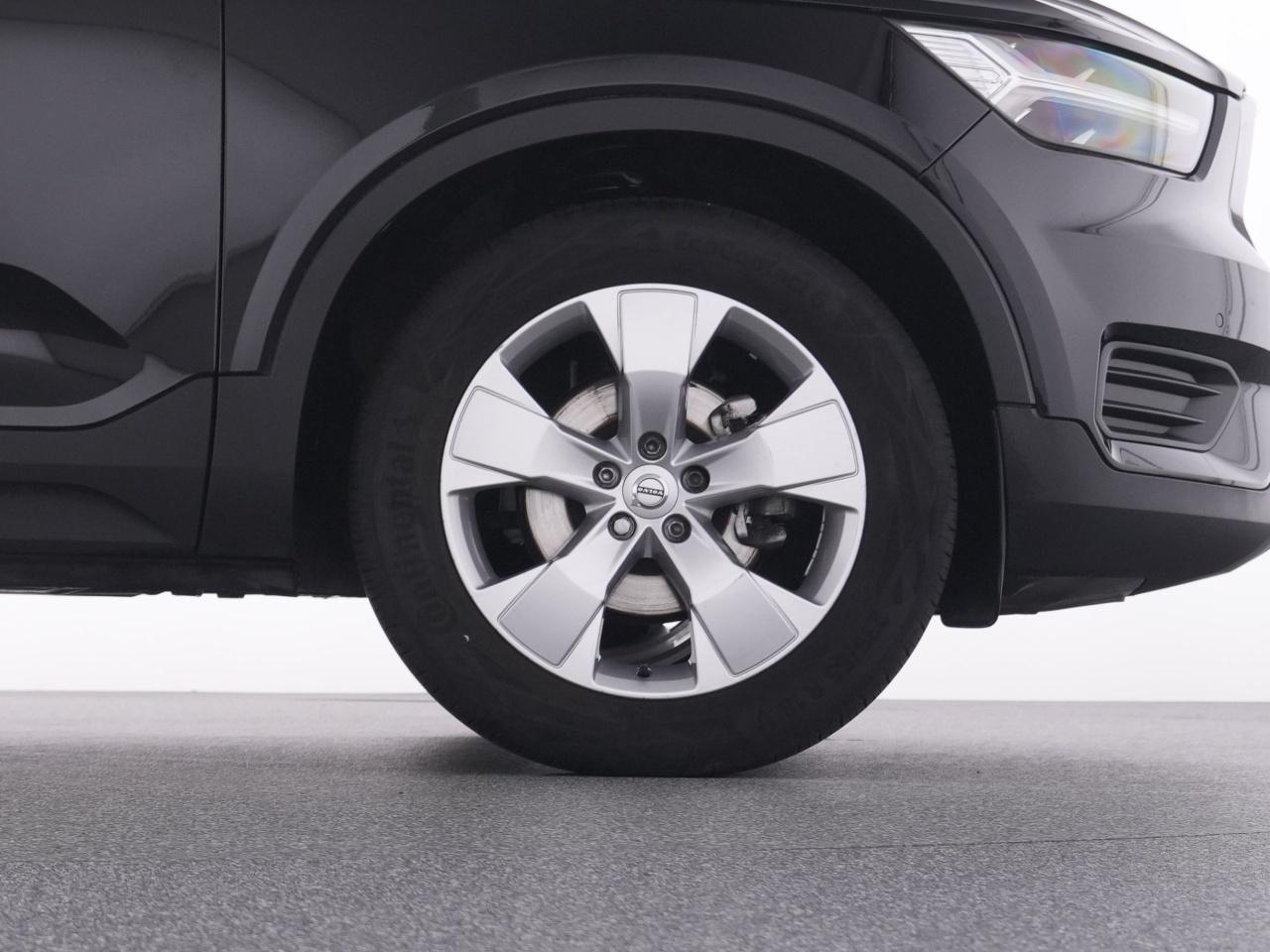 Volvo  XC 40