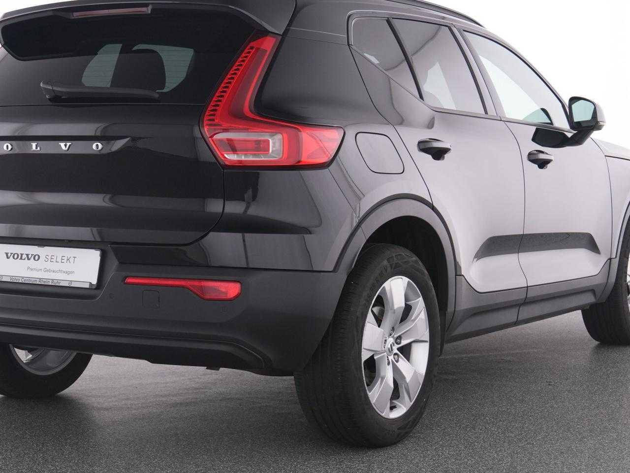 Volvo  XC 40