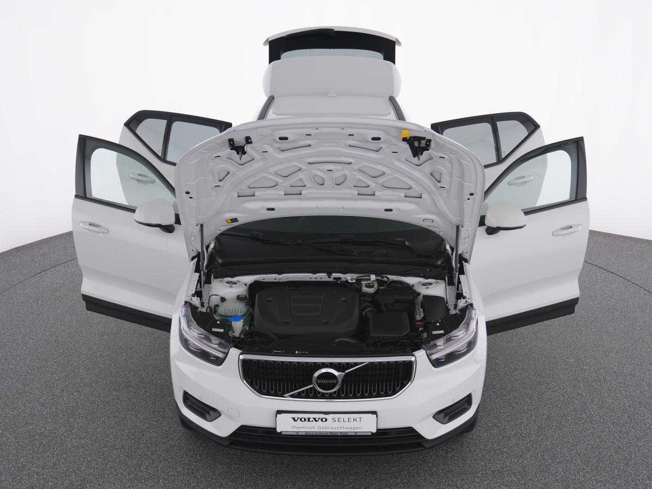 Volvo  XC 40