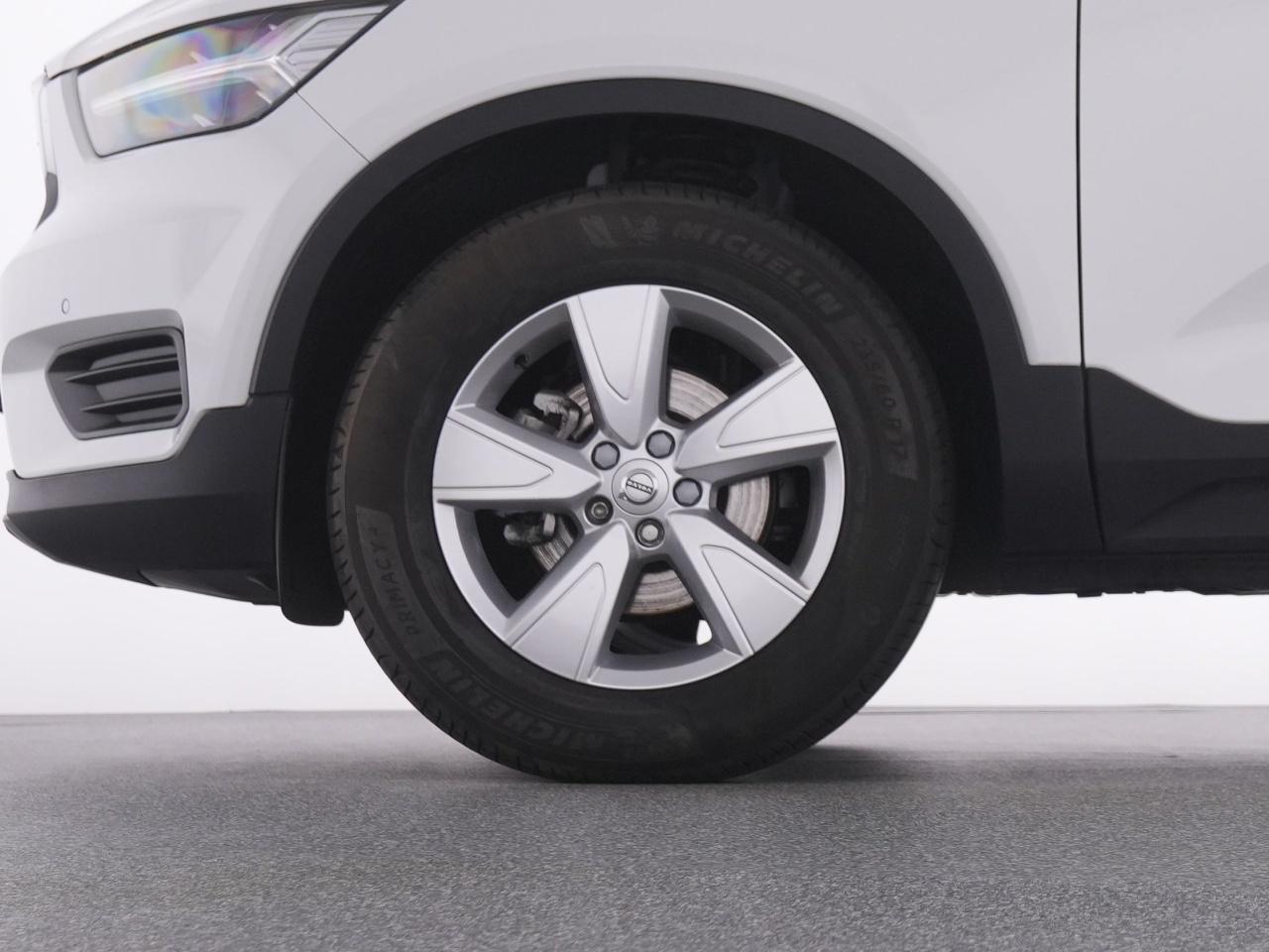 Volvo  XC 40