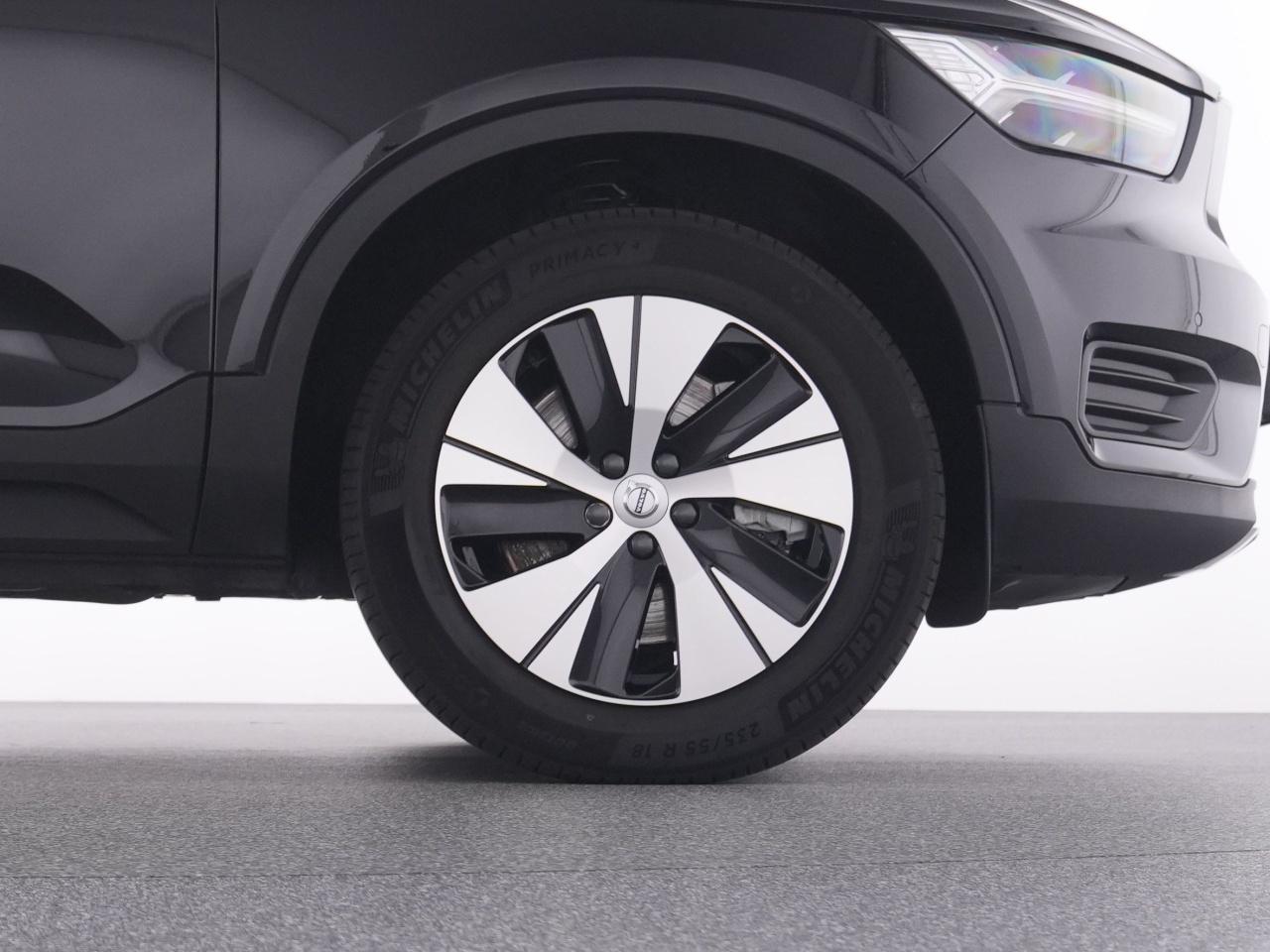 Volvo  XC 40