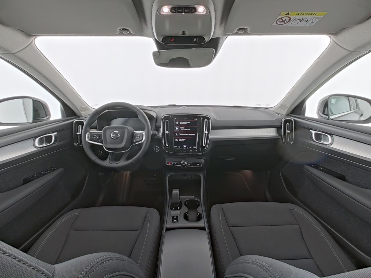 Volvo  XC 40