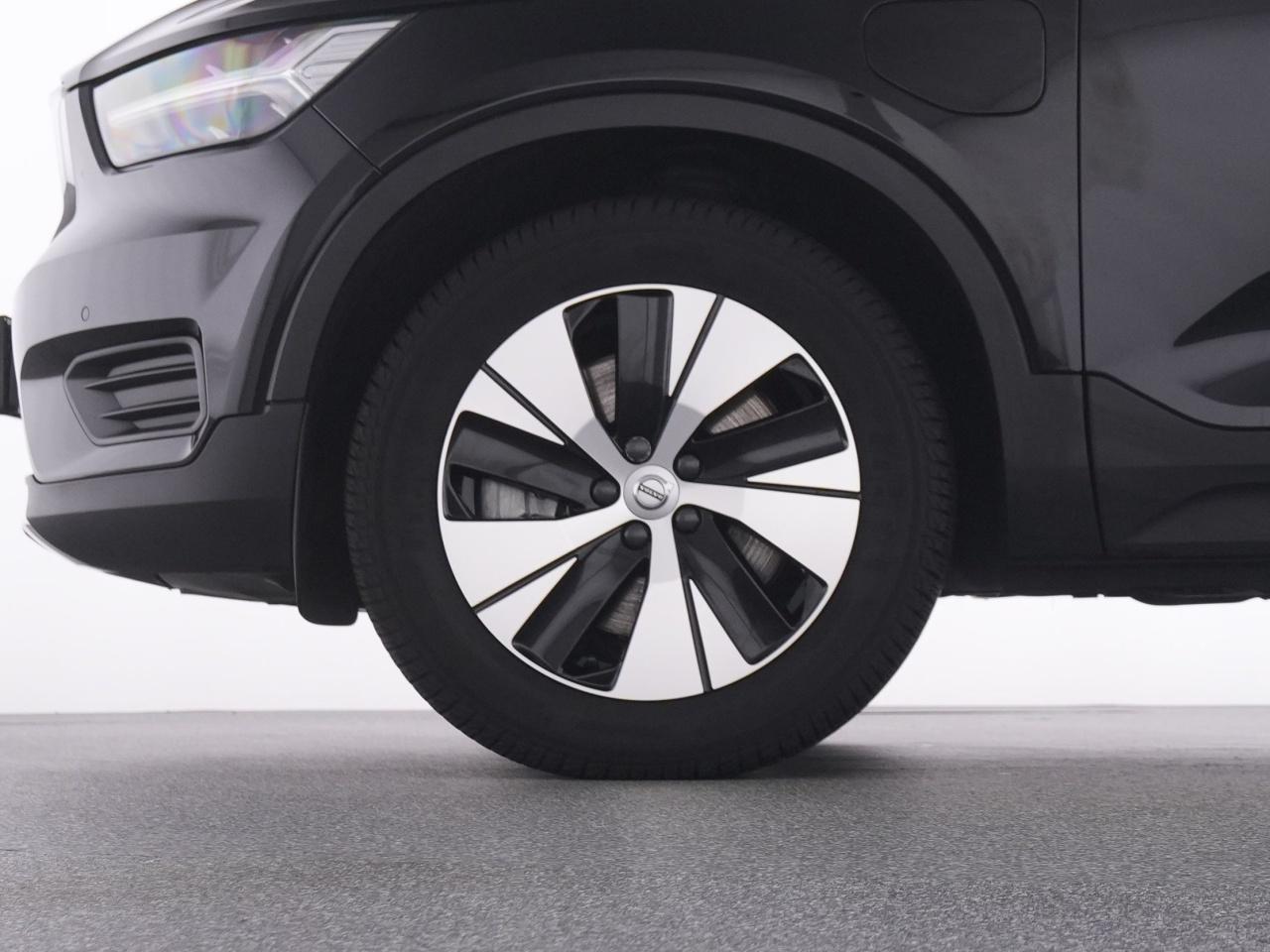Volvo  XC 40