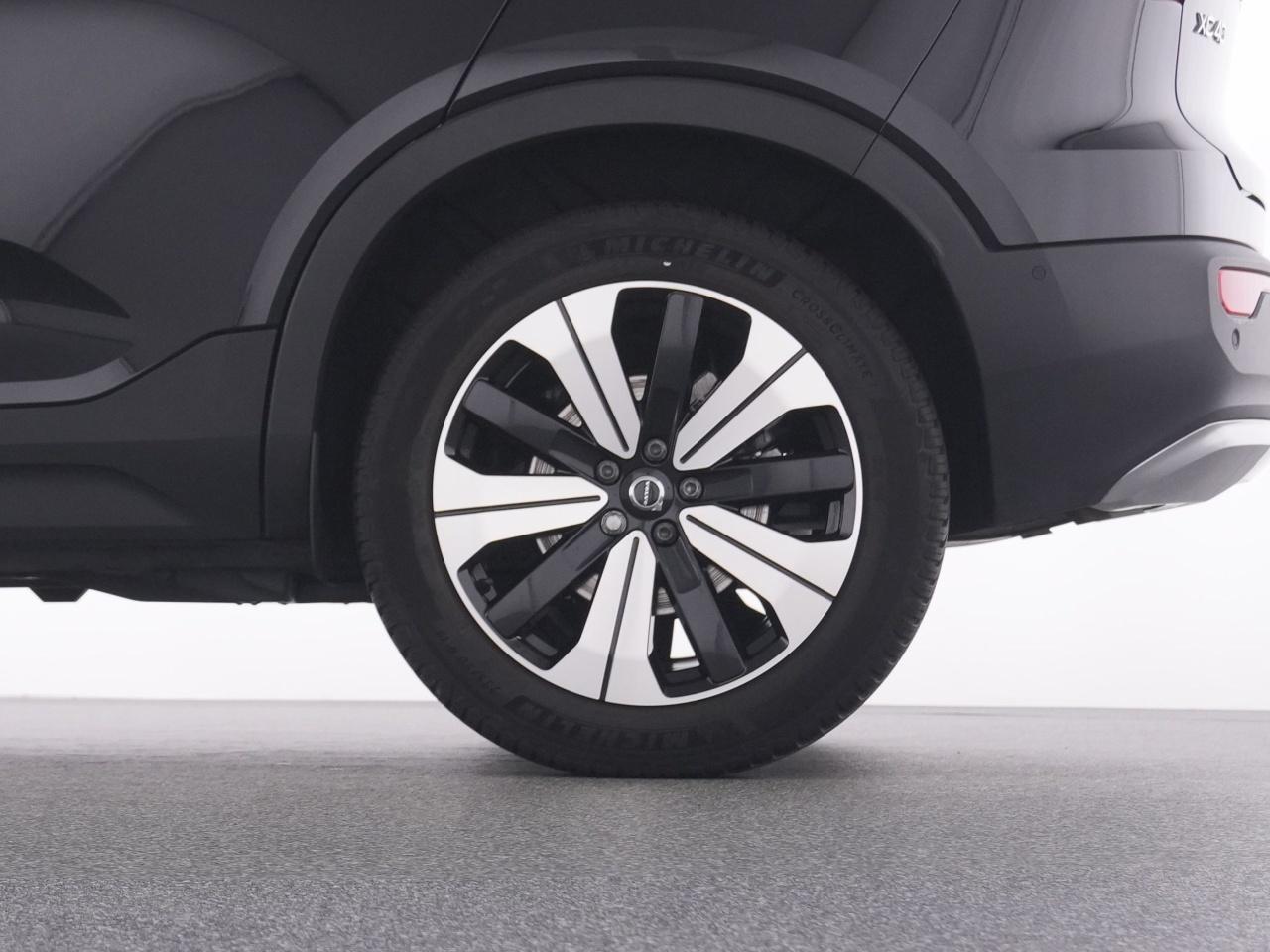 Volvo  XC 40