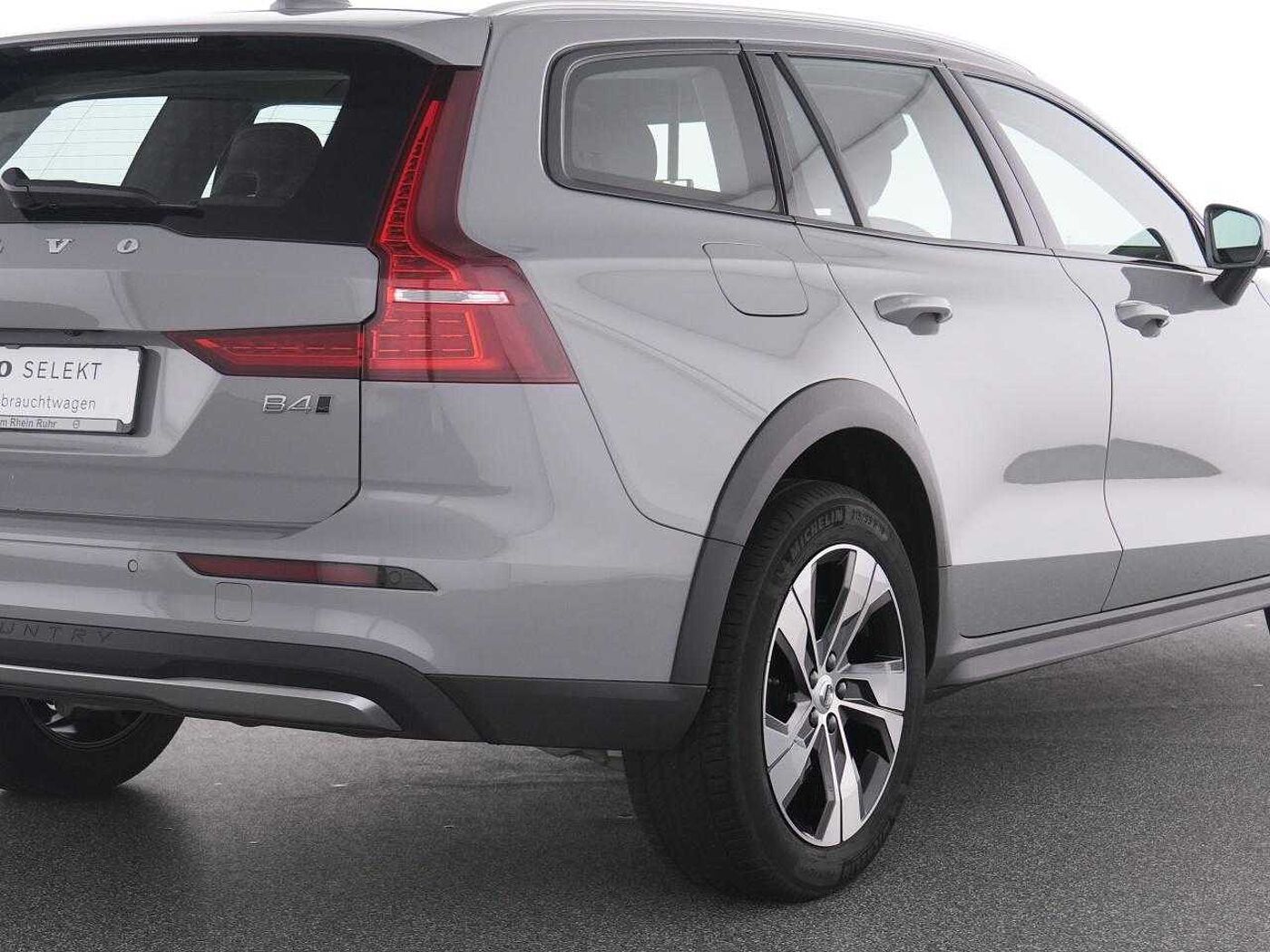 Volvo  CC