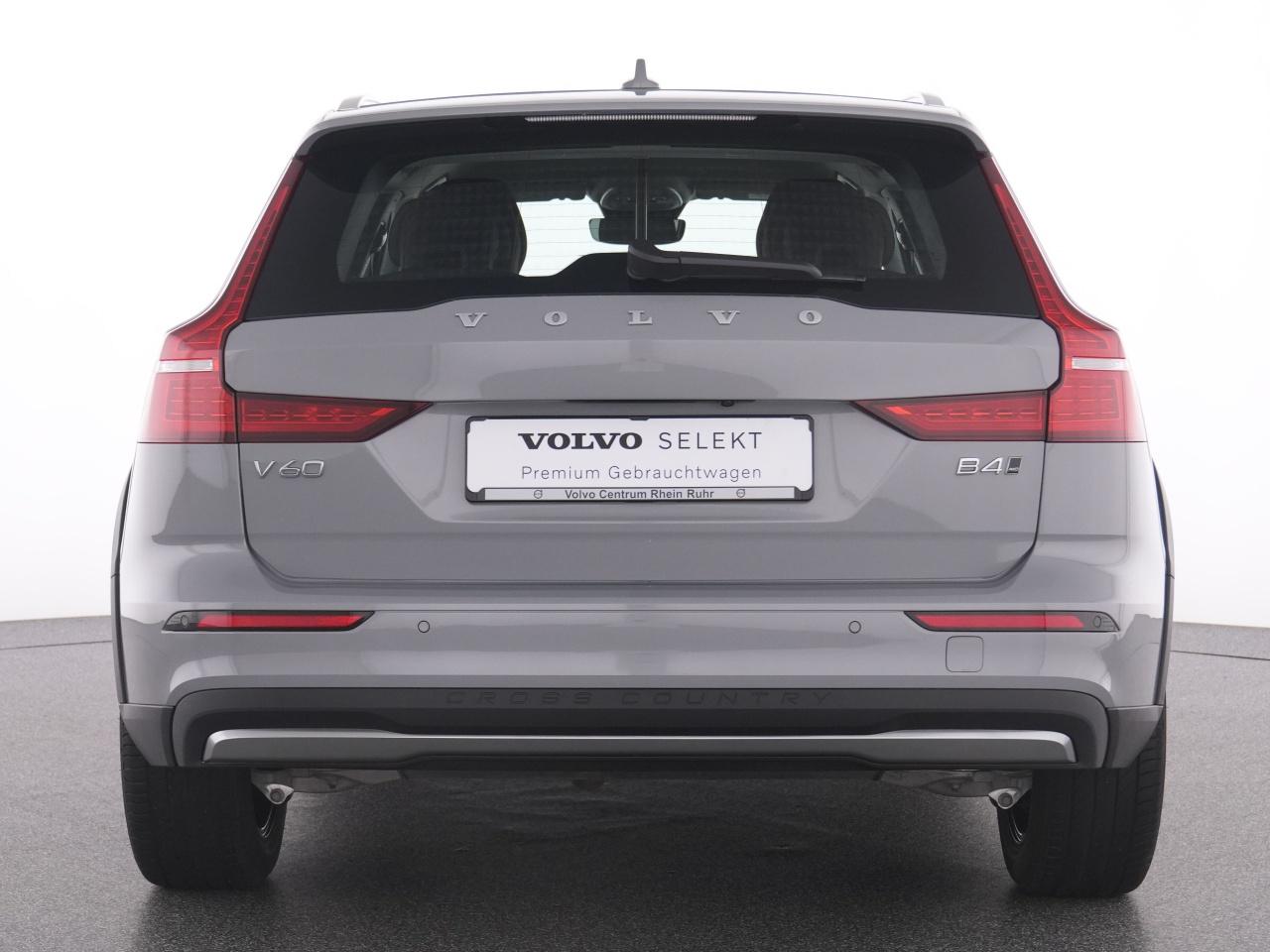 Volvo  CC