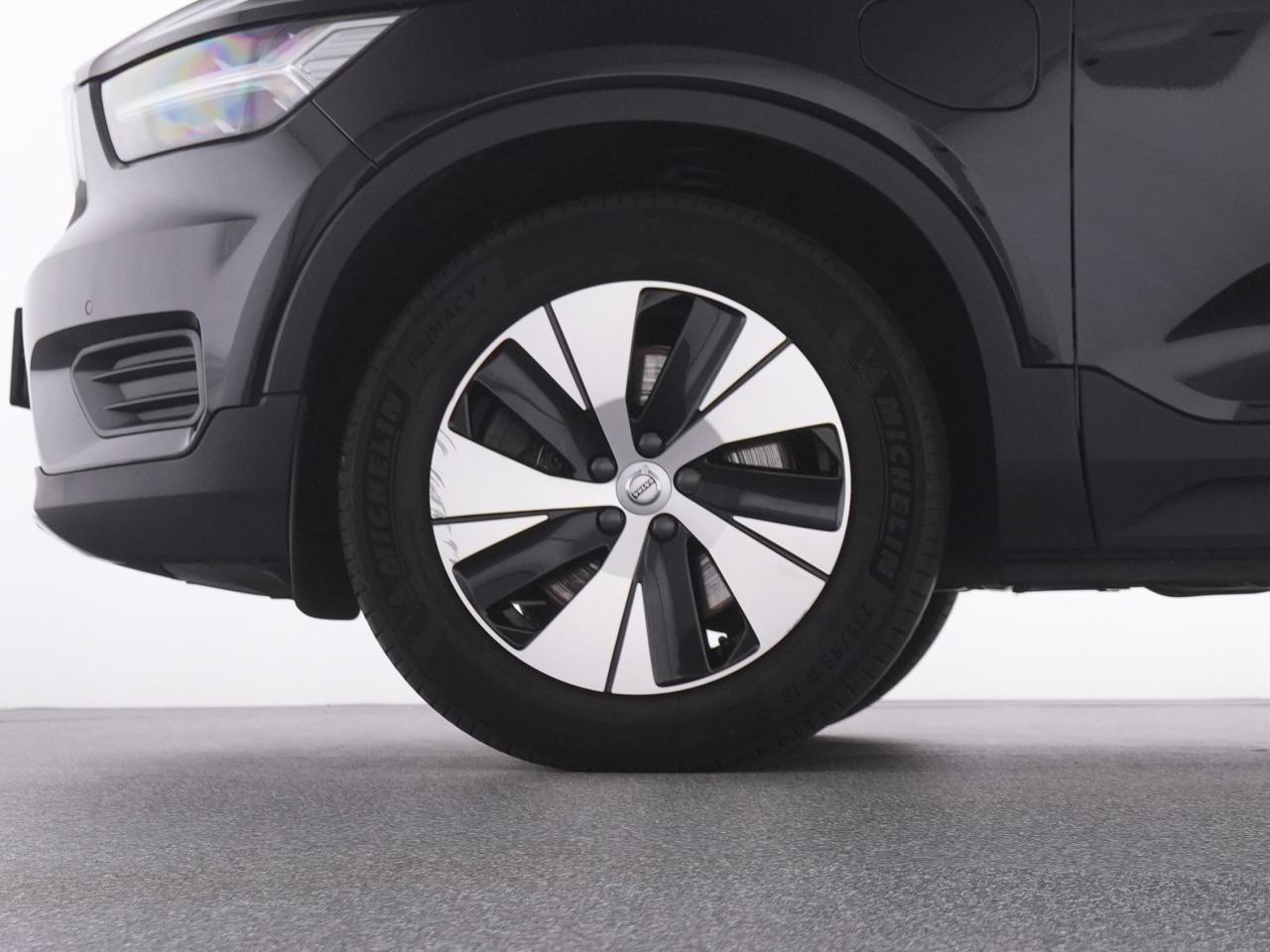 Volvo  XC 40