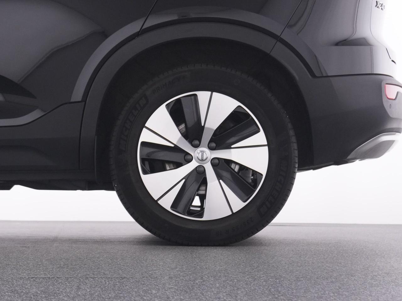 Volvo  XC 40
